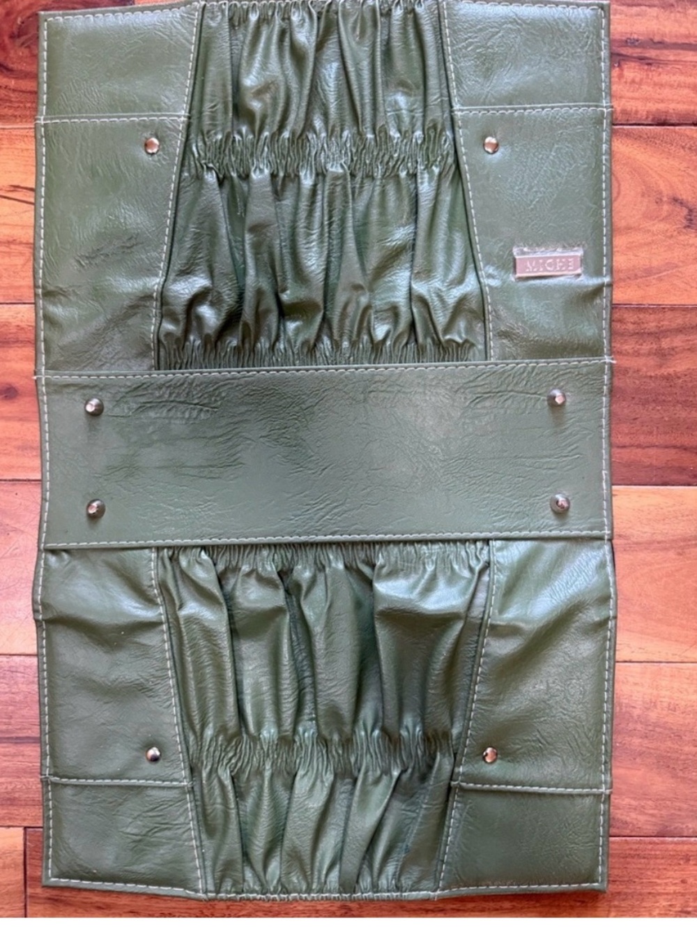 MICHE Green Magnetic Purse Cover